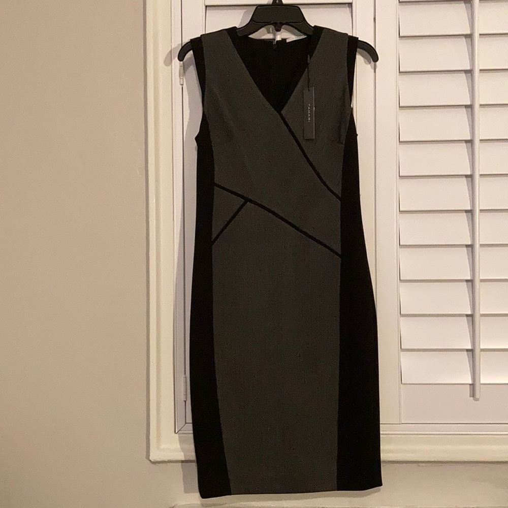 NWT Tahari Sleeveless Shift Dress